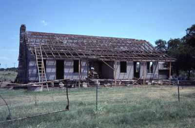 Randle-Turner House (Itasca): Restoration in progress