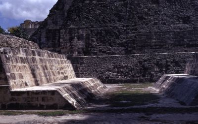 Tikal, "Ballcourt-Great Plaza"